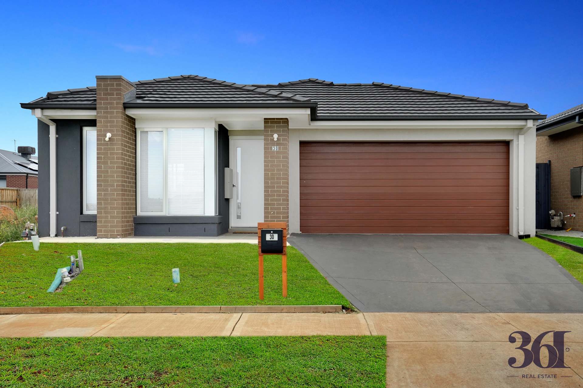 30 Charlbury Street, Thornhill Park VIC, Thornhill Park - Image 1