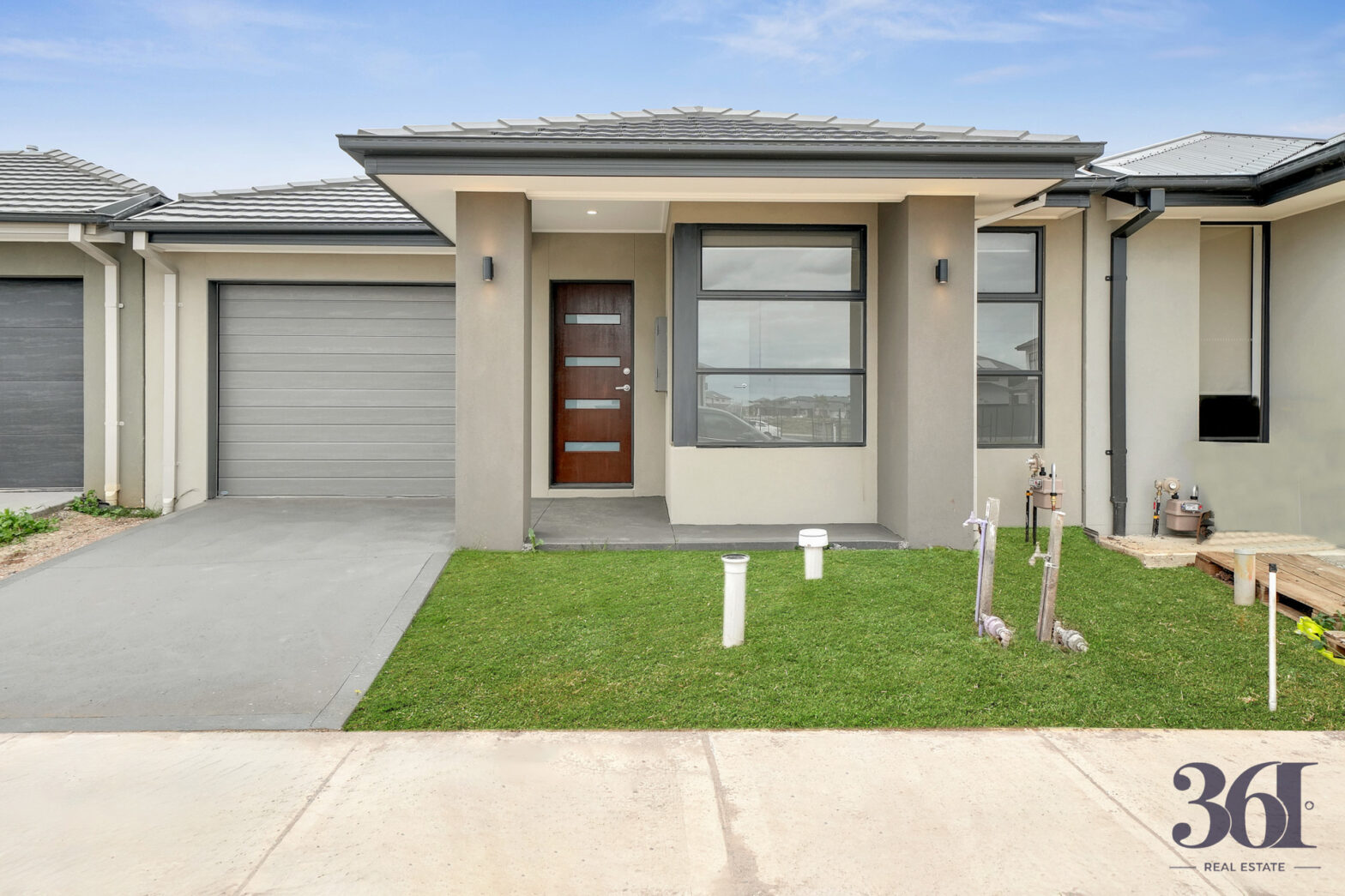 BRAND NEW- STYLISH FAMILY HOME