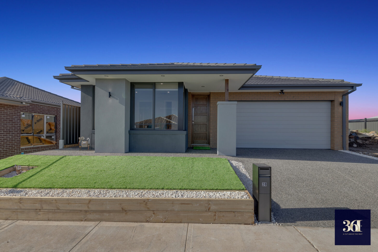 STUNNING NEW 3-BEDROOM HOME FOR LEASE – IDEAL LOCATION NEAR SCHOOLS, SHOPS, CHILDCARE, AND TRANSPORT!