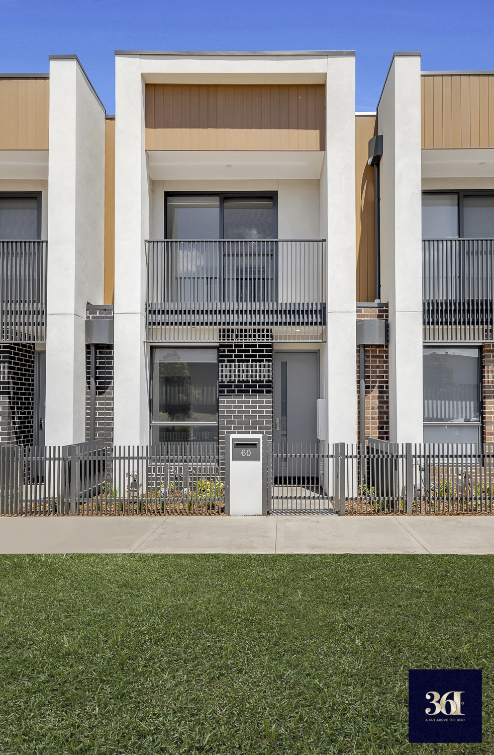 BRAND NEW 3-BEDROOM HOUSE NEXT TO BACCHUS MARSH GRAMMAR SCHOOL, BEHIND HOMECO. WOODLEA TOWN CENTRE, NEAR PRIMARY SCHOOL, GYM, AND RESTAURANTS!