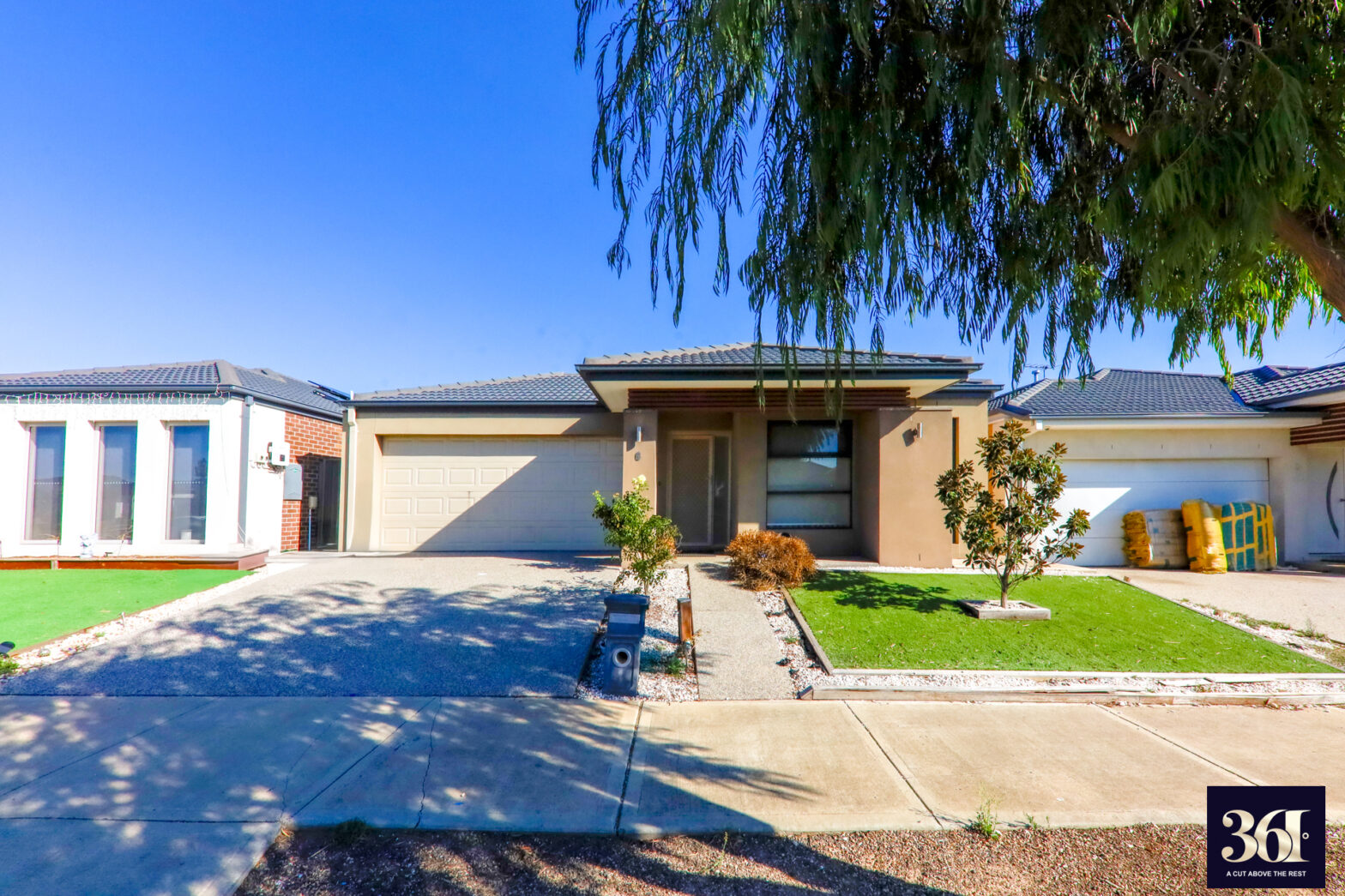 Modern 4-Bedroom Home with Spacious Living, Solar Panels, and Prime Location Near Tarneit Rise Primary & Islamic College of Melbourne(ICOM)