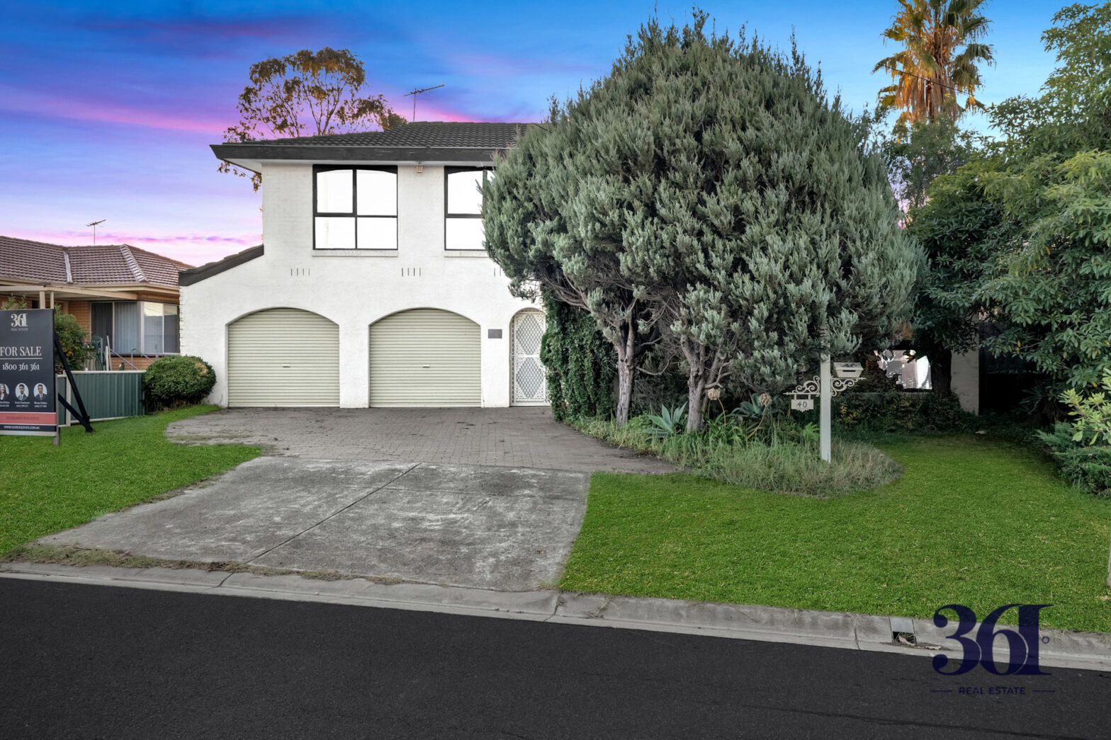 Beautiful Double Storey House for sale in heart of Hoppers Crossing!!!!